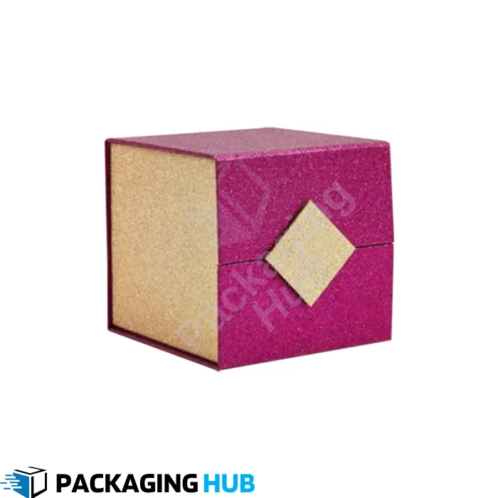 Eco-friendly custom glitter boxes made from recyclable materials, providing a glamorous and sustainable packaging solution.